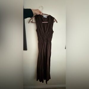 Sleeveless Brown V-Neck Maxi Dress